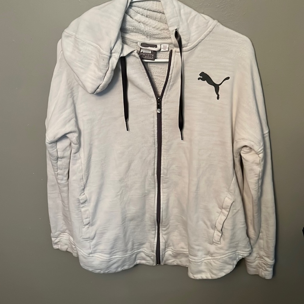 PUMA jacket size L